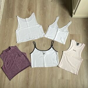 5 Cropped Tank Tops